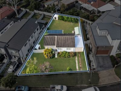 BUILD TWO PREMIUM DUPLEXES WITH DOUBLE LOCK-UP GARAGES (STCA)