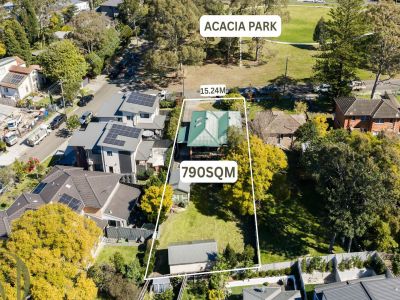 SPACIOUS BRICK FAMILY HOME WITH DUAL OCCUPANCY POTENTIAL!!