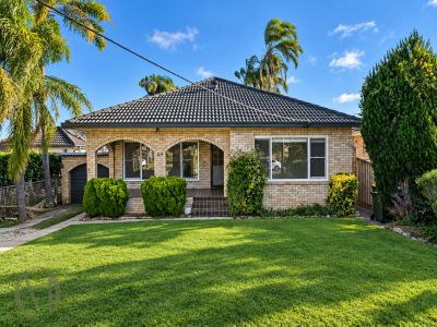 RARE OPPORTUNITY WITH RESORT-STYLE POOL ON A GENEROUS BLOCK IN PRIME RYDE