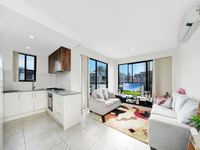 SPACIOUS APARTMENT LIVING WITH AN OVERSIZED BALCONY & MODERN COMFORT