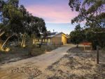 PERFECT RETREAT ON ACREAGE AMONG THE GUM TREES FOR NATURE LOVERS