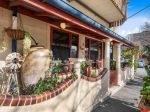 WALKING DISTANCE TO CENTRAL MARKET AND PUBLIC TRANSPORT - OFFERS GREAT ECO LIFESTYLE