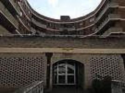 MODERN 2-BEDROOM APARTMENT IN PRIME LIVERPOOL LOCATION