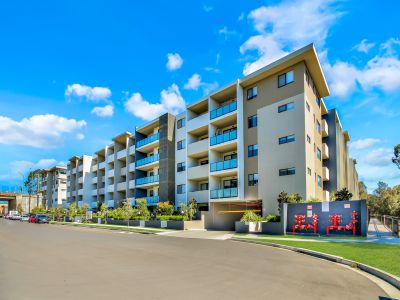 NO STRATA & CONVENIENT LOCATION