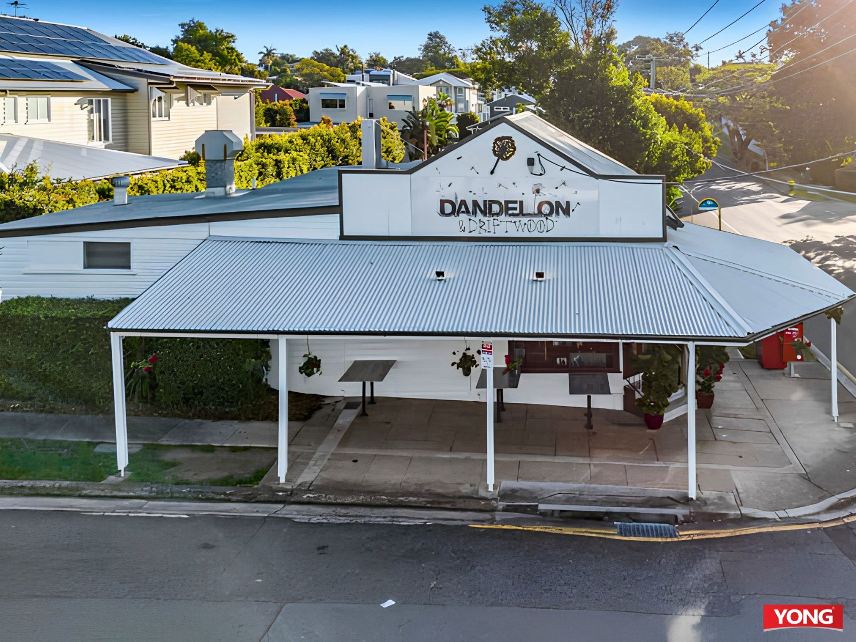 BOUTIQUE HOSPITALITY ICON - PRIME HENDRA CORNER POSITION
