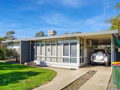 STUNNING HOME  - HOSPITAL PRECINCT