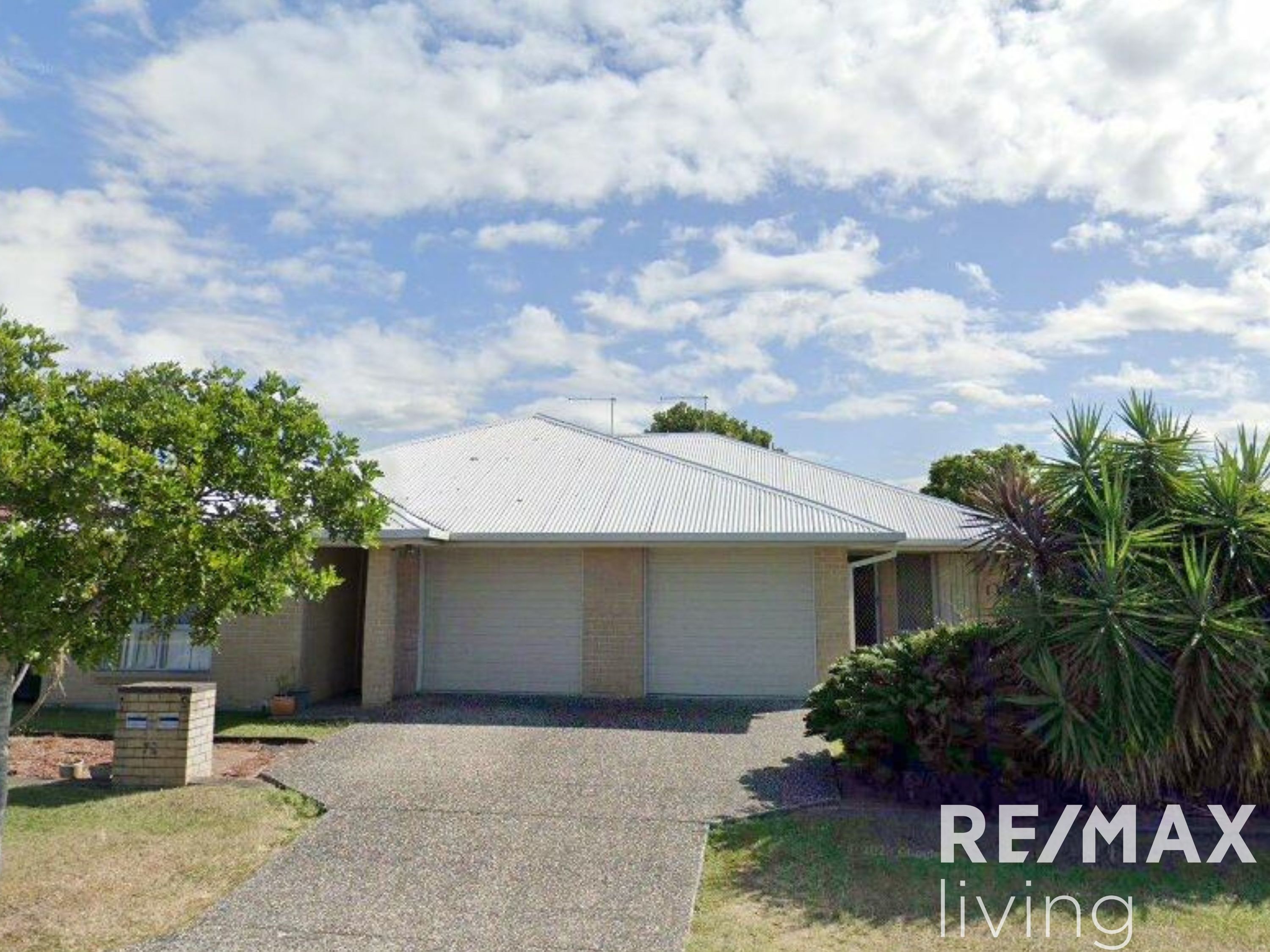 MODERN 3 BEDROOM DUPLEX