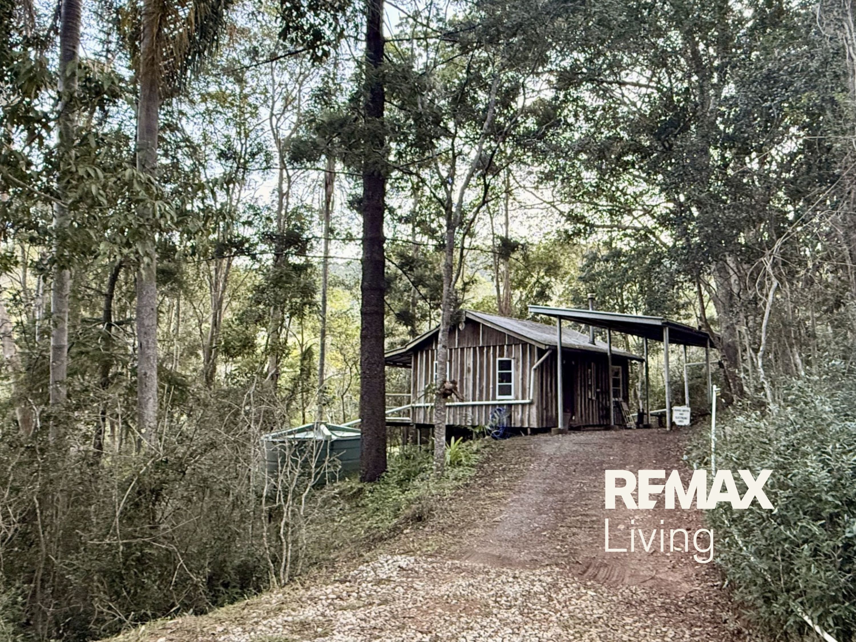 PEACEFUL BUSH STUDIO - PRIVATE TIMBER COTTAGE SURROUNDED BY NATURE