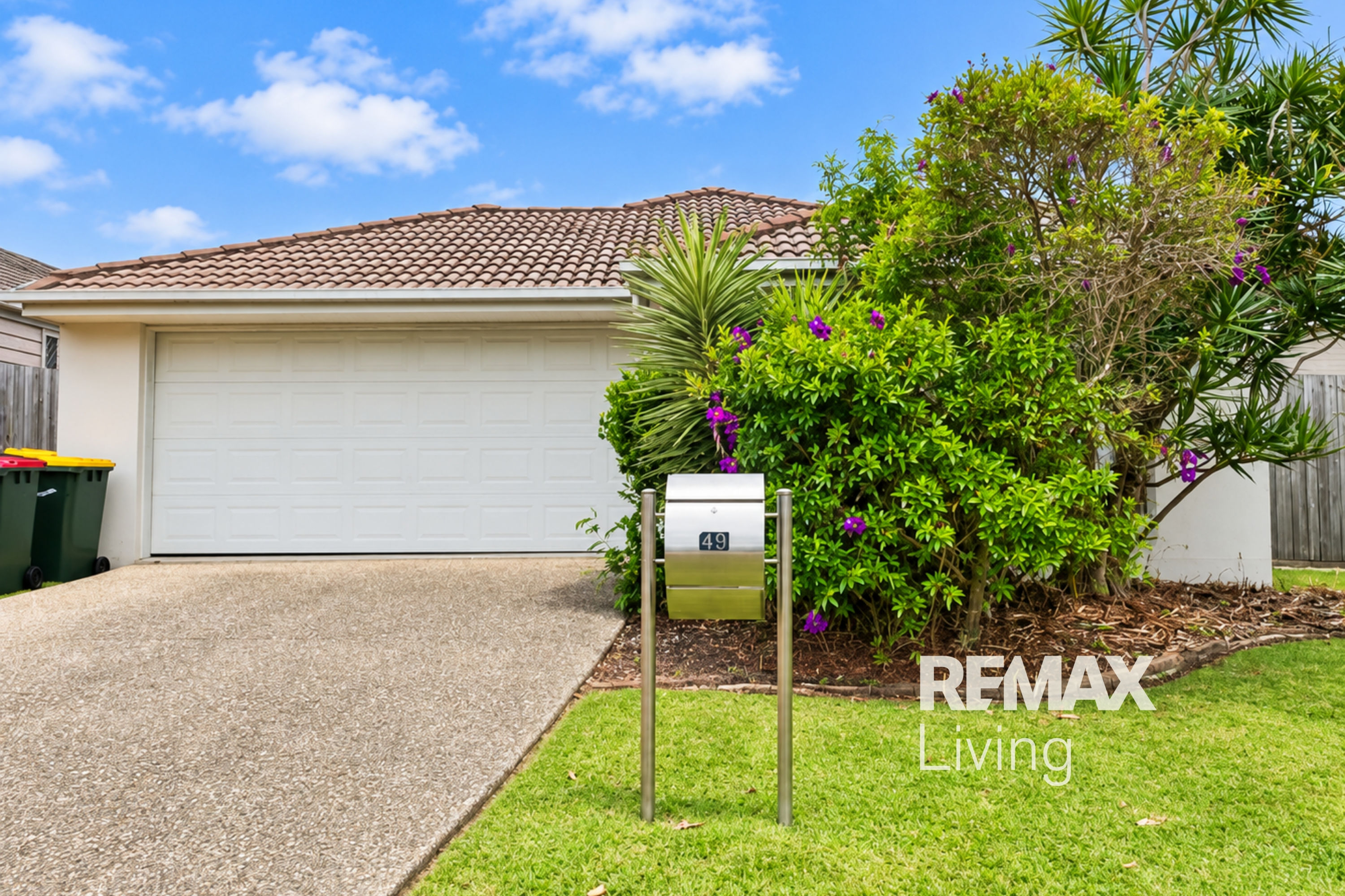 SPACIOUS FAMILY LIVING IN A FANTASTIC NARANGBA LOCATION!