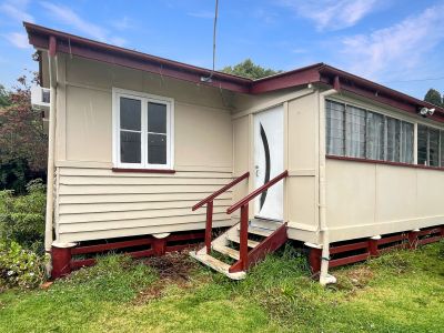 LOW-MAINTENANCE RENOVATED DUPLEX JUST MINUTES FROM TOOWOOMBA CBD