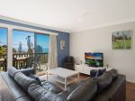 GREAT FOR BIG FAMILY OR SHARED FAMILY HOLIDAY.