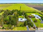 SPACIOUS LIFESTYLE HOME ON 1720M2 BLOCK
