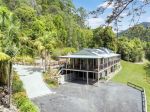 FULLY FURNISHED RURAL RETREAT WITH FOUR BEDROOMS & MODERN COMFORTS