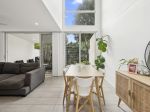 BOUTIQUE TOWNHOUSE IN A PRIME CENTRAL POCKET