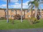 STUDIO APARTMENT 150 METRES FROM MURRAYS BEACH!