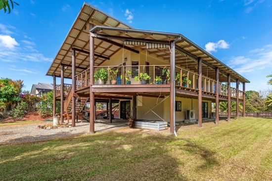 BEAUTIFUL TIMBER POLE HOME