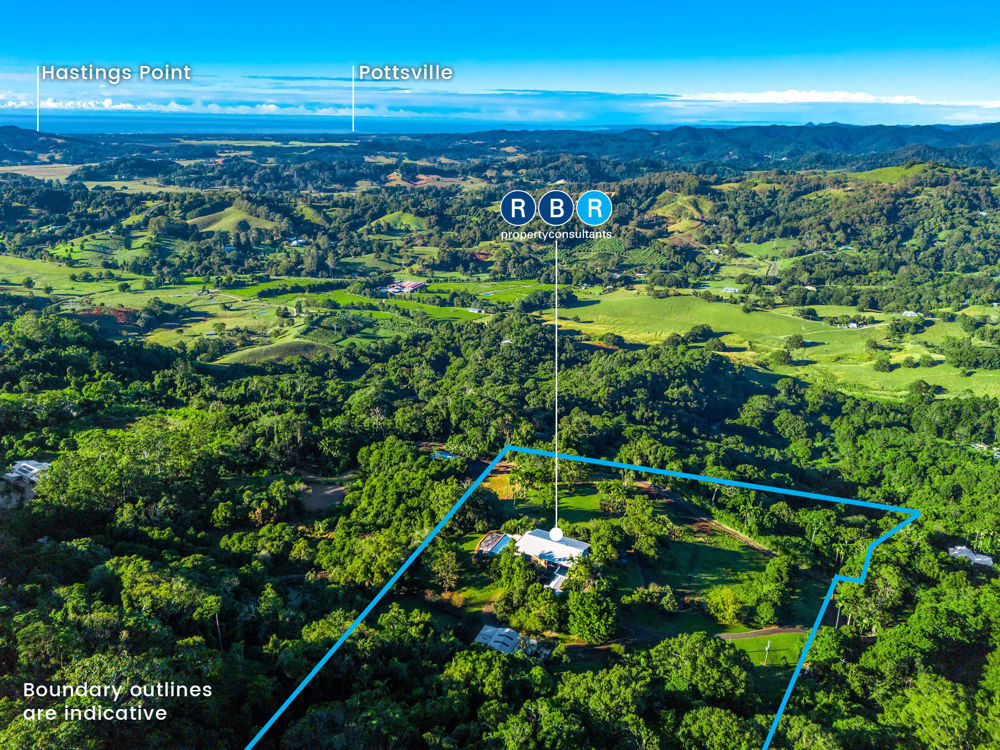 DESIGNER STYLE ACREAGE LIVING