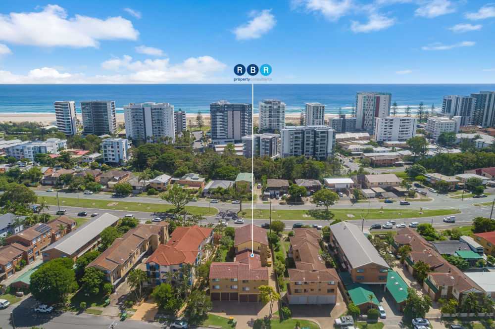 STYLISH COASTAL LIVING - FULLY RENOVATED APARTMENT IN SOUGHT-AFTER KIRRA