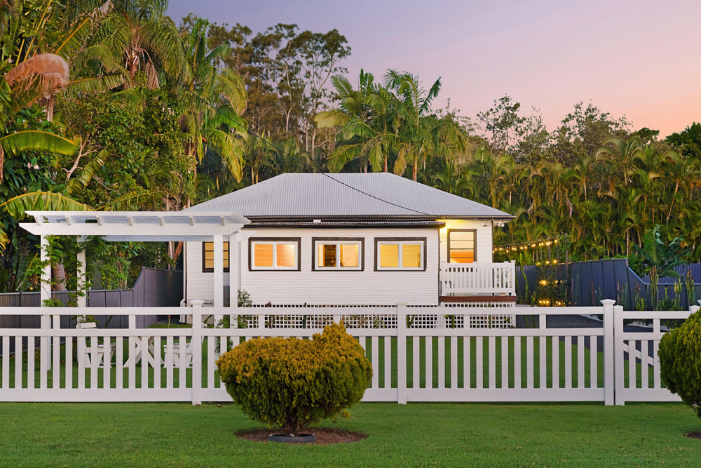 CHARACTER, CHARM & COASTAL LIFESTYLE