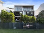 THE ULTIMATE OCEANFRONT LIFESTYLE