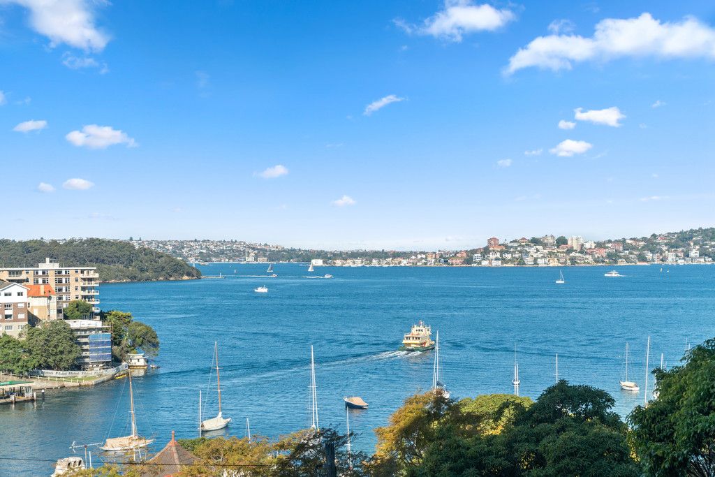 MOSMAN BAY AND HARBOUR VIEWS - ONE WEEK FREE RENT!