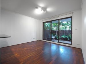 QUIET & CONVENIENT WITH SPACIOUS COURTYARD - CONTACT LAURA ON 0420 304 625 FOR A PRIVATE INSPECTION