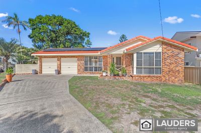 CHARMING FAMILY HOME IN MANNING POINT