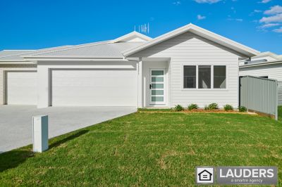 MODERN COASTAL 4 BED HOME