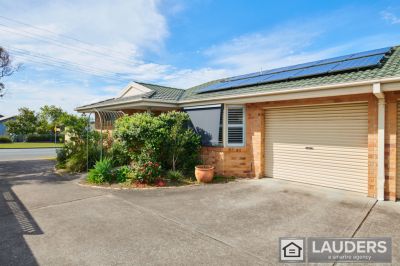 LOW MAINTENANCE LIFESTYLE IN A PRIME LOCATION