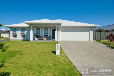 STYLISH DUPLEX WITH RESERVE OUTLOOK