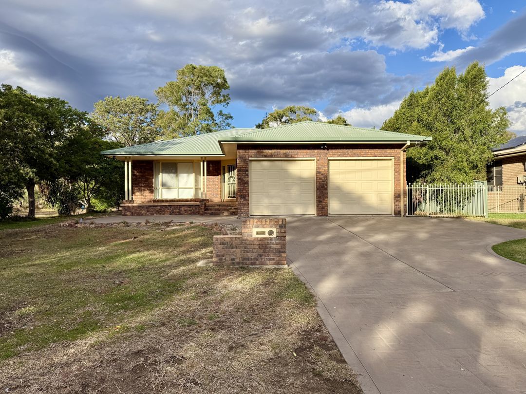 PRIVATE & SPACIOUS GREENBAH HOME