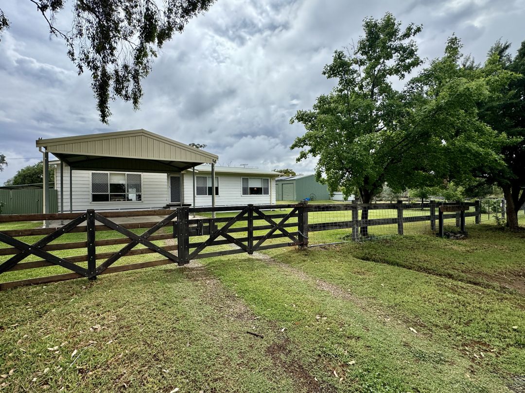 COMFORTABLE HOUSE & LAND IN ASHLEY