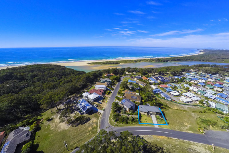 Property in Valla Beach - $679,000