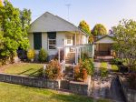 SPACE, SERENITY & VERSATILITY IN TOWN