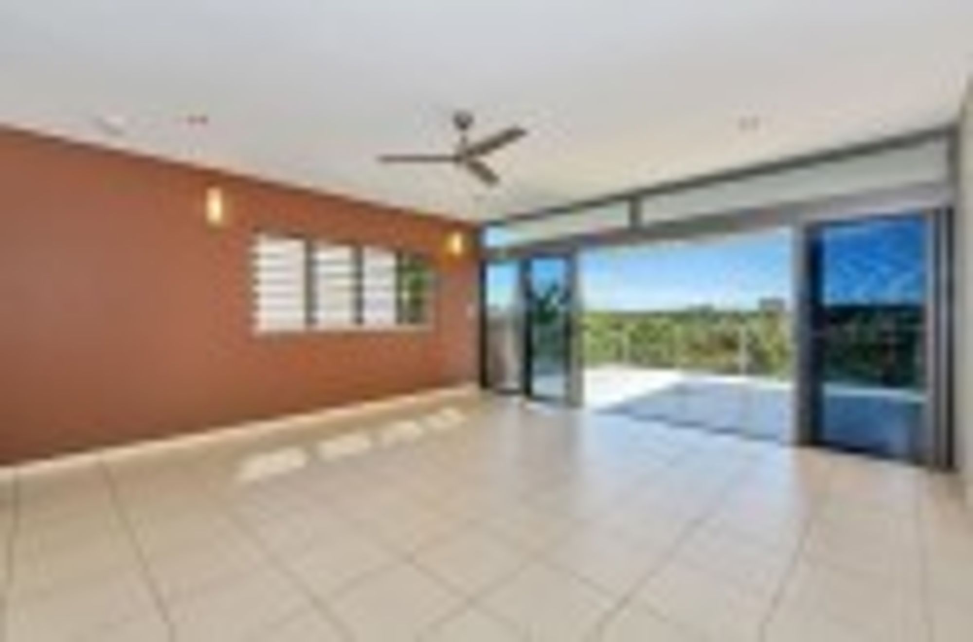 STYLISH APARTMENT IN THE HEART OF DARWIN