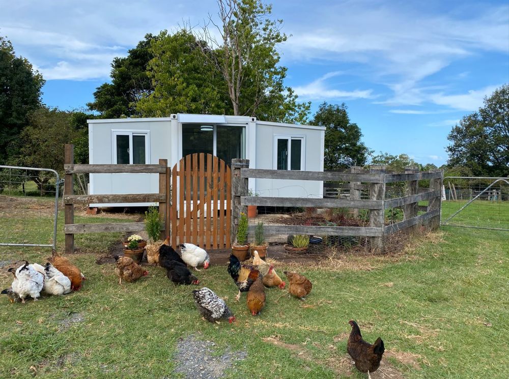 ONE BEDROOM COTTAGE SURROUNDED IN FLORA & FAUNA