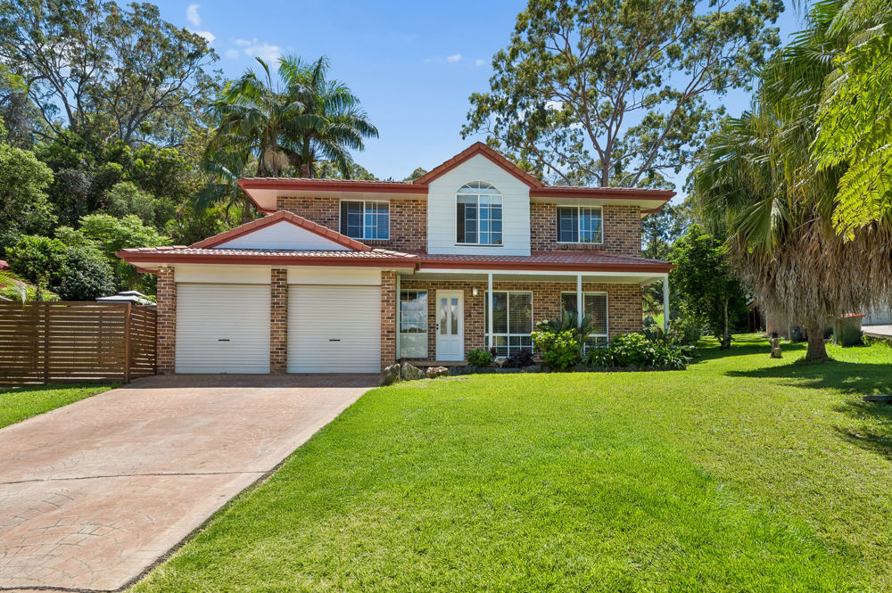 SPACE, COMFORT & FAMILY LIVING IN A PEACEFUL CUL-DE-SAC