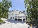 CHARMING QUEENSLANDER ON 4,067M&SUP2; ABSOLUTE RIVERFRONT &NDASH; A UNIQUE OFF-GRID LIFESTYLE MINUTES FROM THE CBD