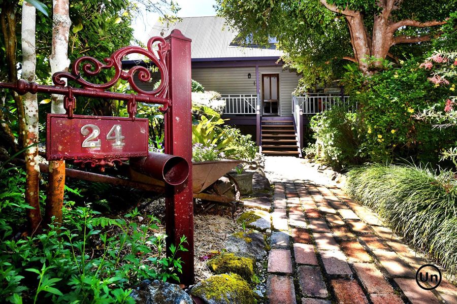 CHARMING RURAL BLISS