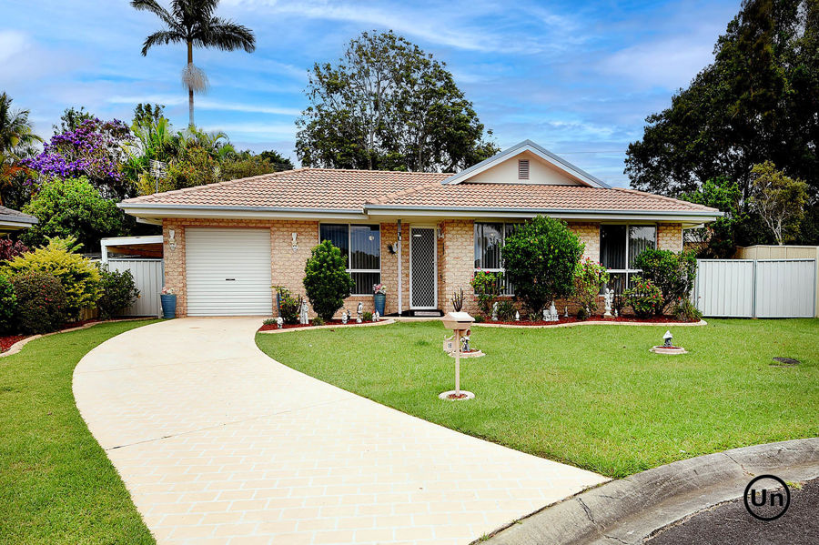 COMFORTABLE LEVEL LIVING