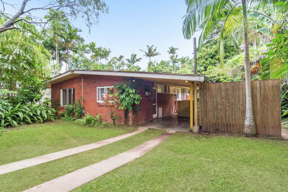 Exceptional Agent - 180 people went through the property and 20 registered bidders at the Auction