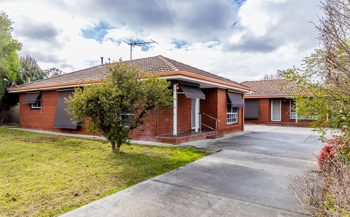 ONLY TWO ON THE BLOCK - NO STRATA MANAGEMENT FEES