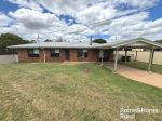 MOVE IN READY ! NEAT 3 BEDROOM BRICK ON 978M2 BLOCK