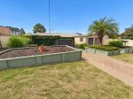PRIVATELY POSITIONED ON A GENEROUS 800M&SUP2;
