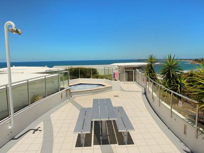 WELCOME TO MAROOCHYDORE'S BLUE CHIP BEACHFRONT LIFESTYLE
