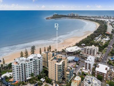STYLISH STUDIO APARTMENT IN PRIME MOOLOOLABA BEACHFRONT LOCATION