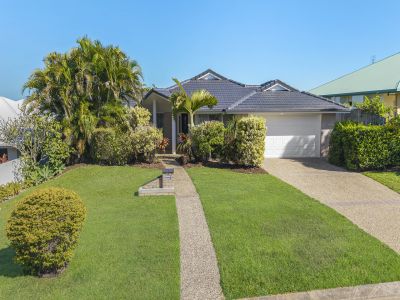 PEACEFUL BUDERIM LIVING WITH COASTAL VIEWS