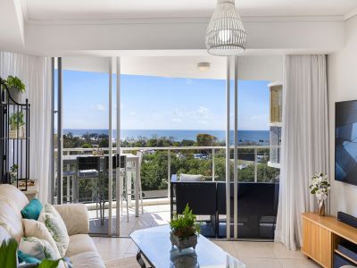 UNBEATABLE MAROOCHYDORE LOCATION WITH OCEAN VIEWS