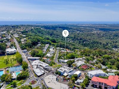LARGE MODERN UNIT - ABSOLUTE HEART OF BUDERIM - ULTRA CONVENIENT LOCATION