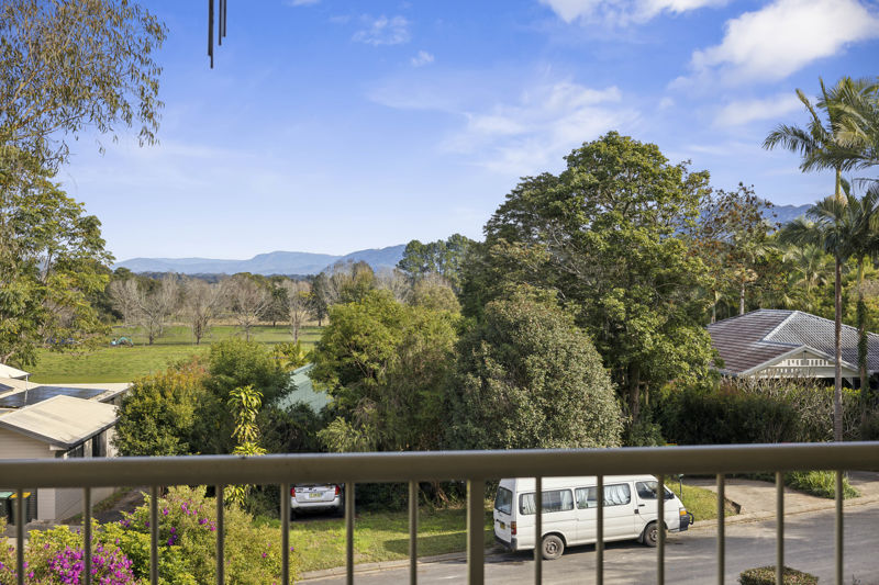 PANORAMIC MOUNTAIN VIEWS - TRANQUIL LIVING IN NORTH BELLINGEN